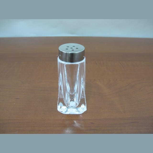 Plexiglass salt shaker