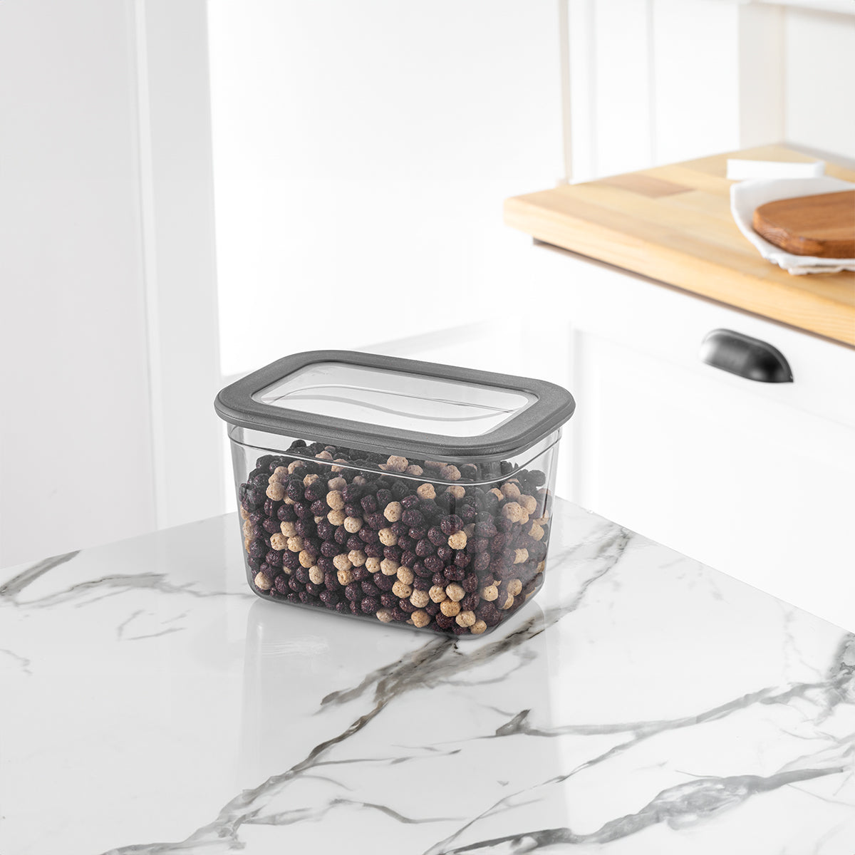 2.3 L Poli Food Storage Box with Silicon Rim Cover