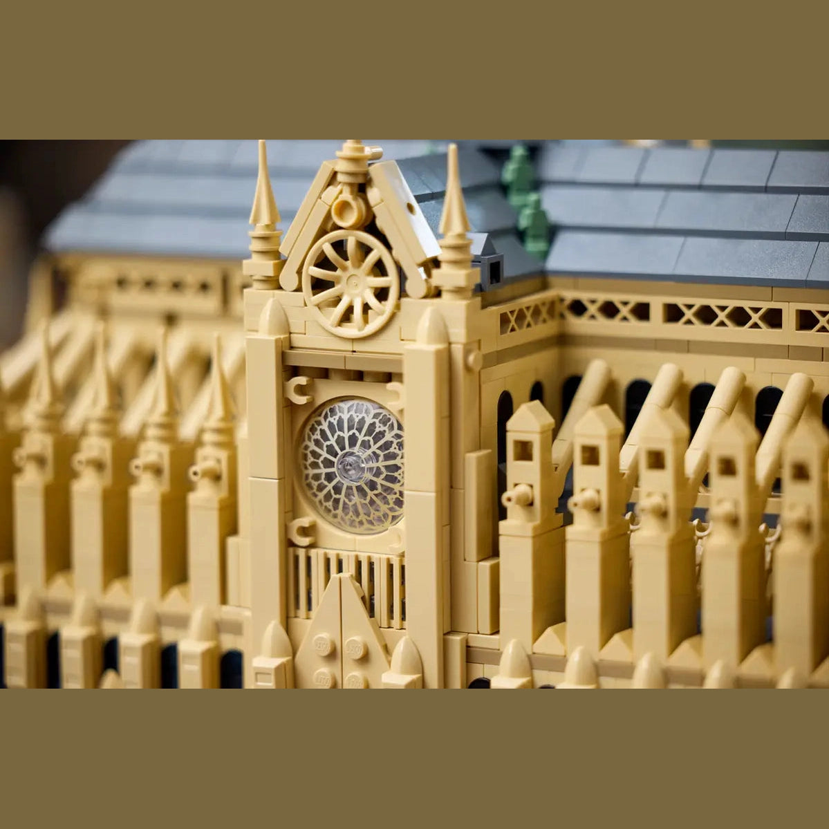 Lego Notre-Dame de Paris (21061)