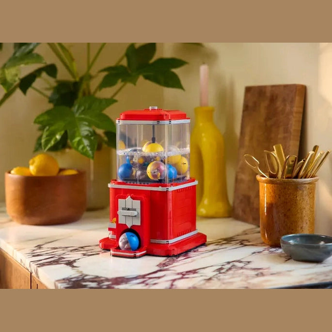 Lego Minifigure Vending Machine (21358)