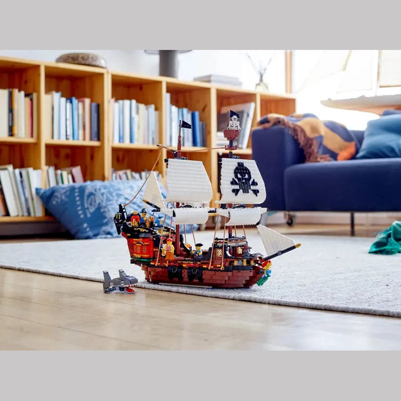 Lego Pirate Ship (31109)