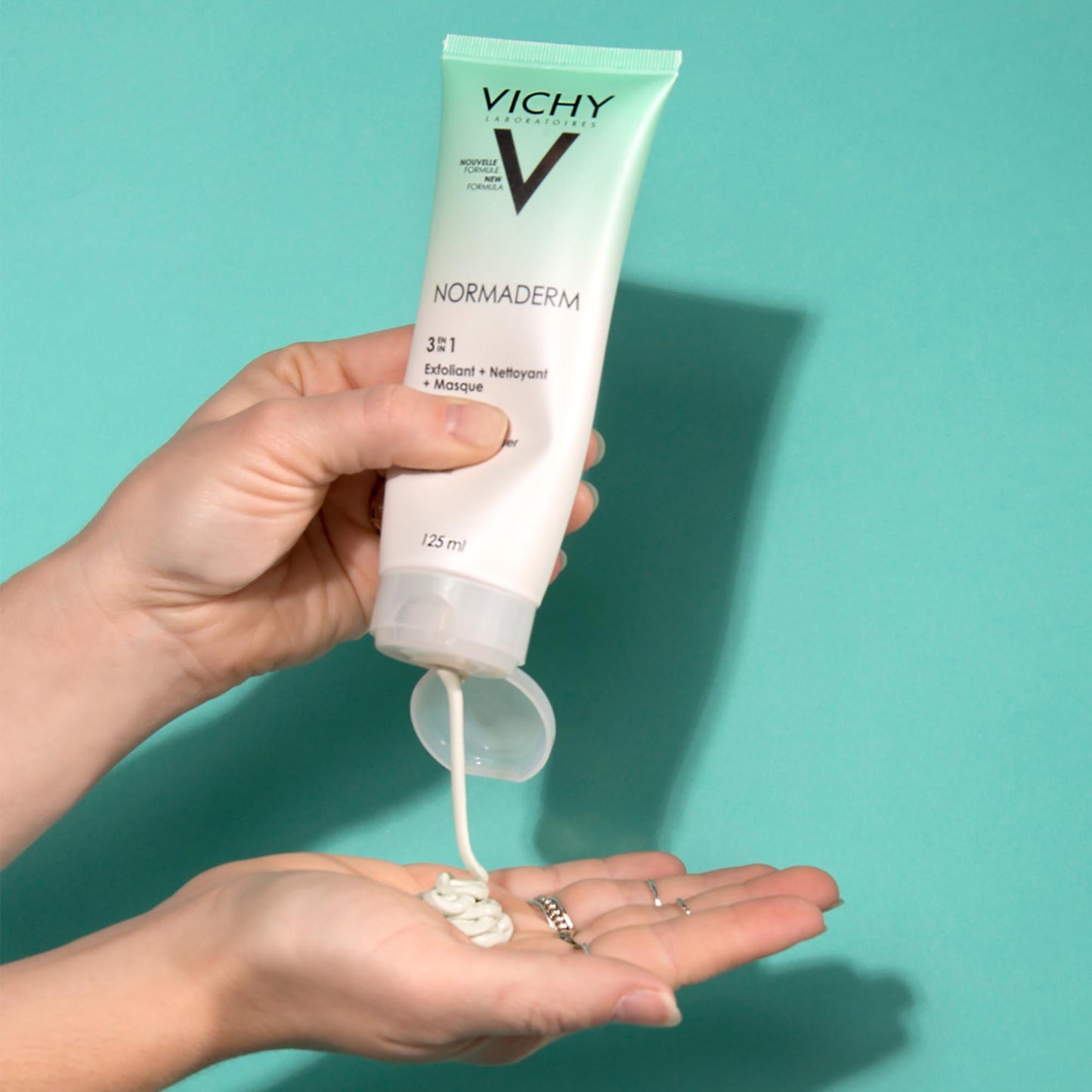 Vichy Normaderm 3 in 1 Cleanser, Scrub & Mask for Oily/Acne Skin with salicylic & glycolic acid 125ml
