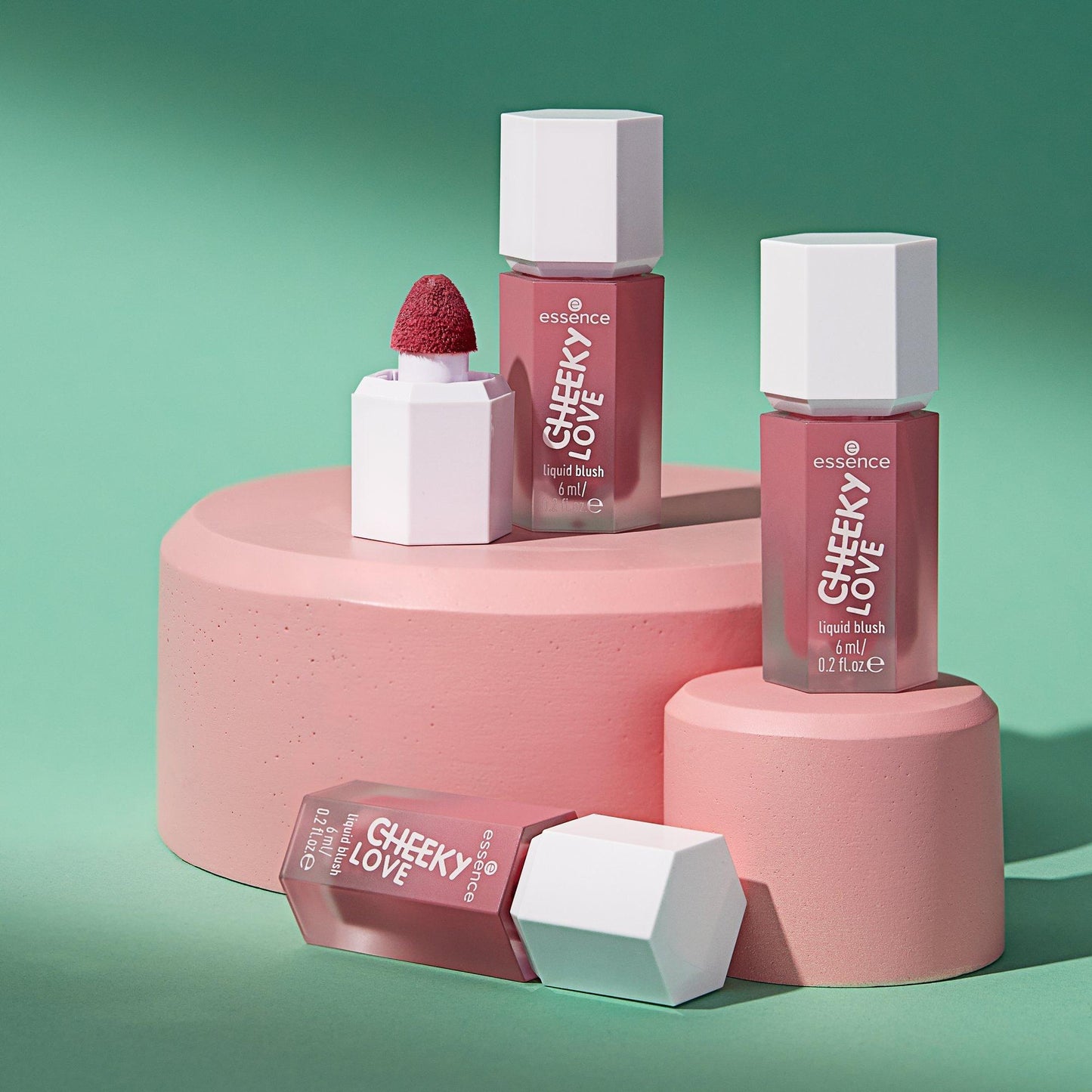 Essence CHEEKY LOVE liquid blush