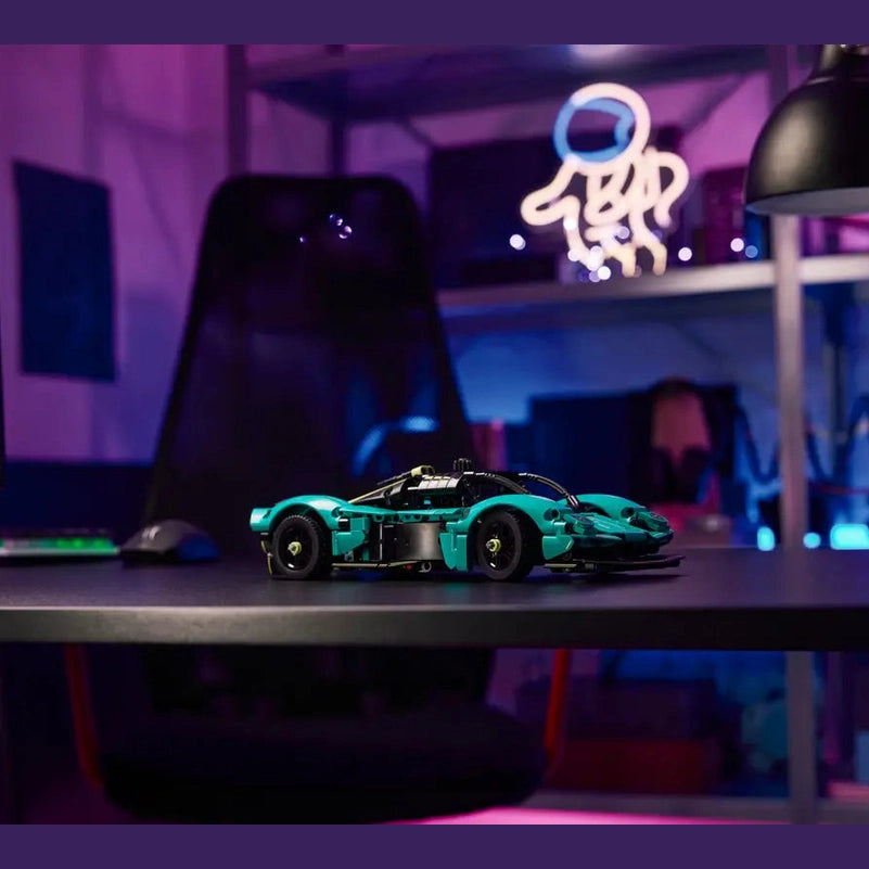 Lego Aston Martin Valkyrie (42208)