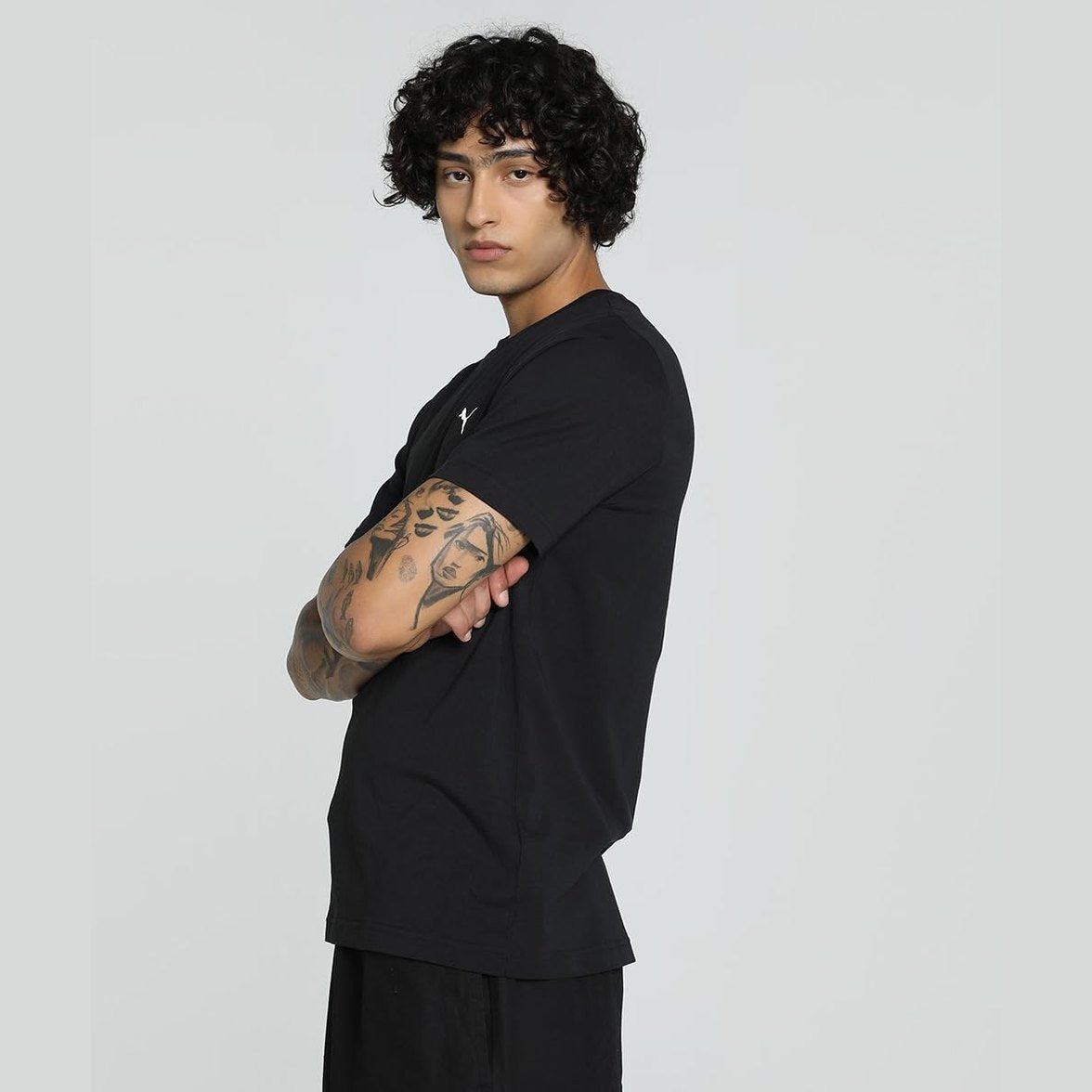 PUMA Mens Small Logo T-Shirt (M) (Black) - Medaid International