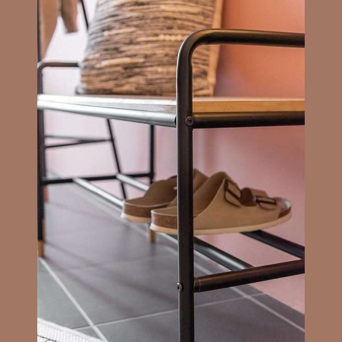 Loft Rack with shelf for shoes by Wenko