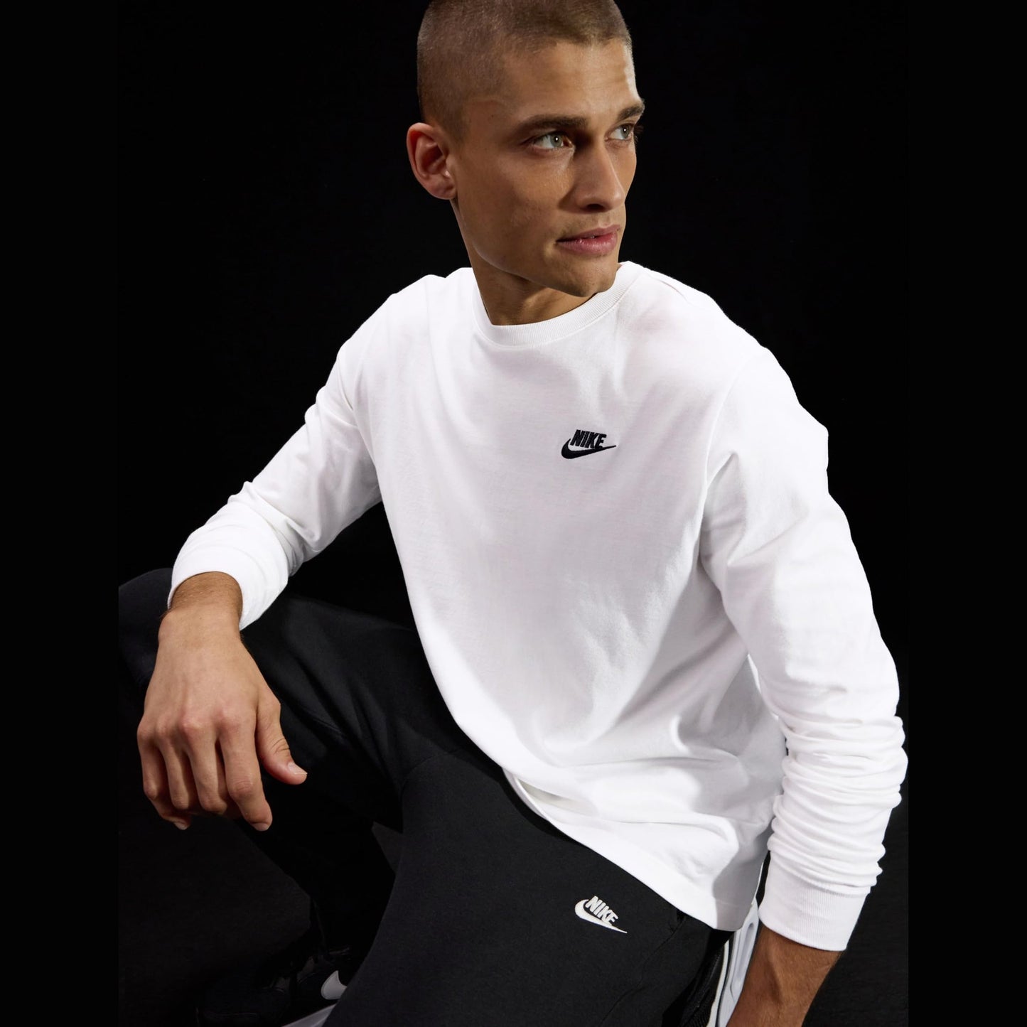Nike Men's Sportswear Club Long-Sleeve T-Shirt, White/Black, 2XL - Medaid International