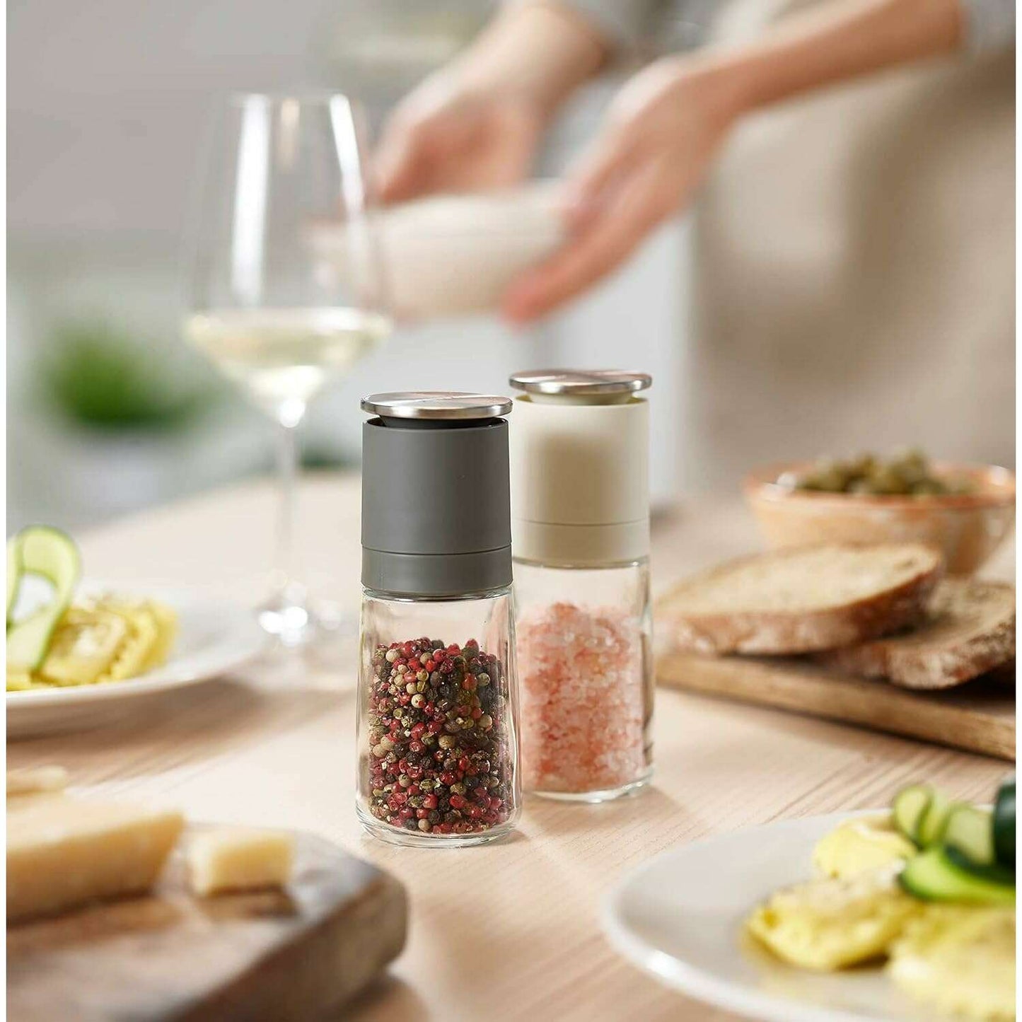 Salt and Pepper Grinder Set - Black/Grey - Medaid International
