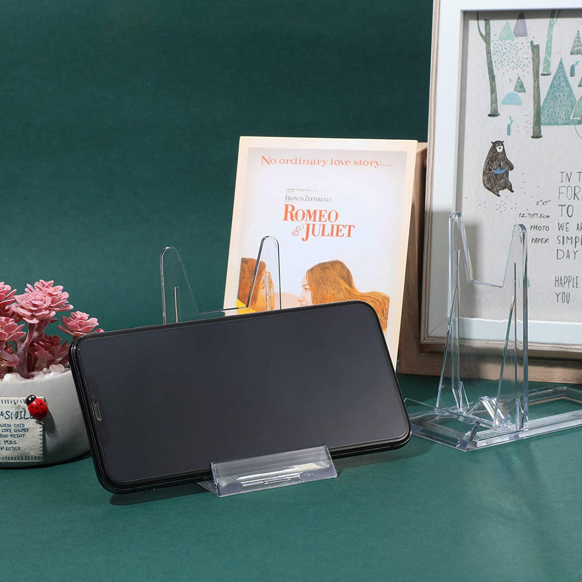 KASTWAVE Acrylic Bracket Stands, 10 Pcs Plastic Display Holders Picture Plate Holders Clear Mini Easels Stands to Display Pictures or for Home Office Supplies Festival Party Decoration