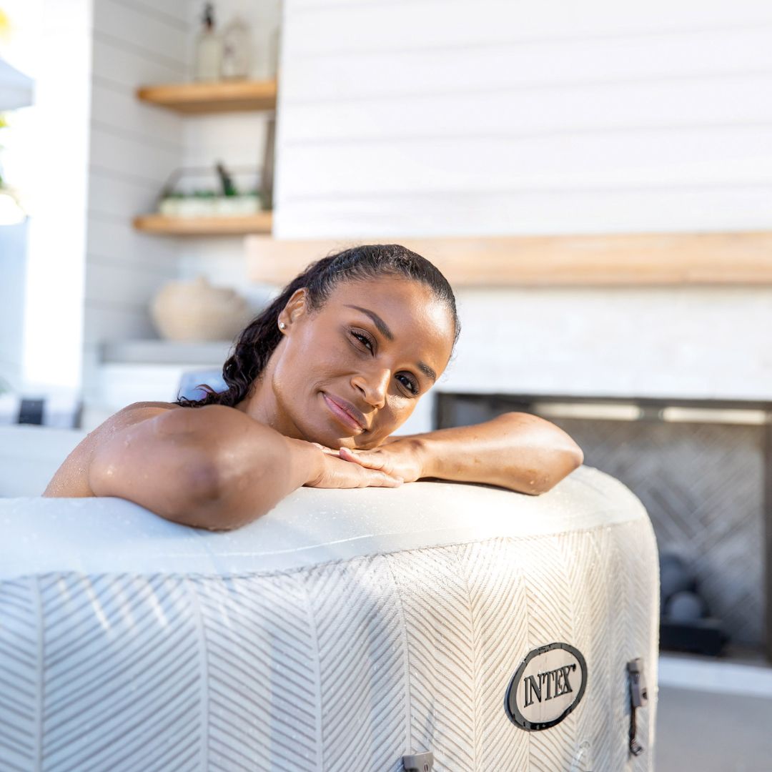 Intex Chevron Deluxe Square Bubble Spa Set