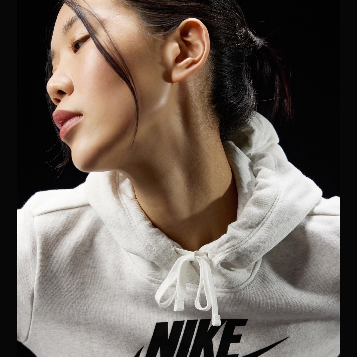 Nike Women's Sportswear Club Fleece Logo Pullover Hoodie, Birch Heather/Black, Large - Medaid International