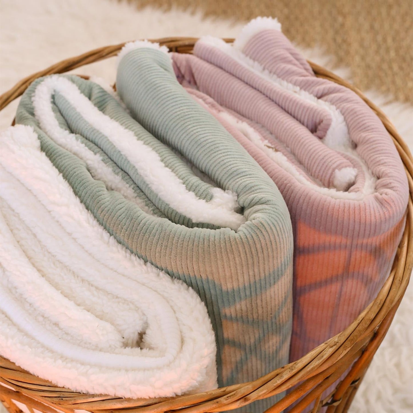 Trois Kilos Sept Wooly Sherpa Blanket – Vert Sauge (100 x 140 cm)