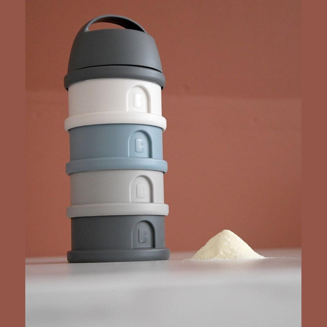 Beaba Formula and Snack Container