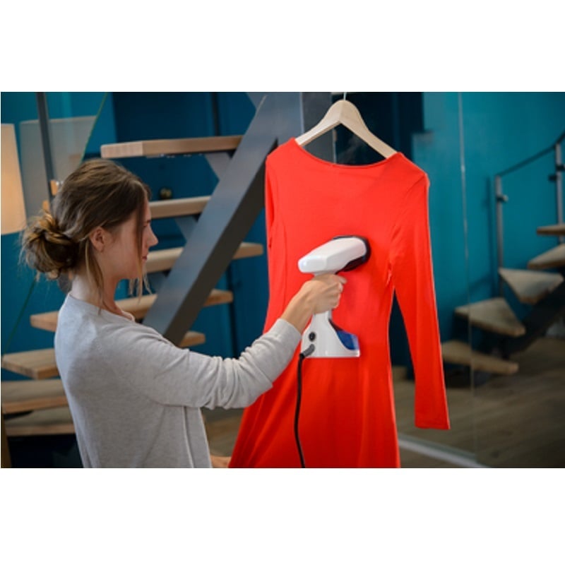 Tefal DT7000M0 Handheld Garment Steamer replaced by DT7130