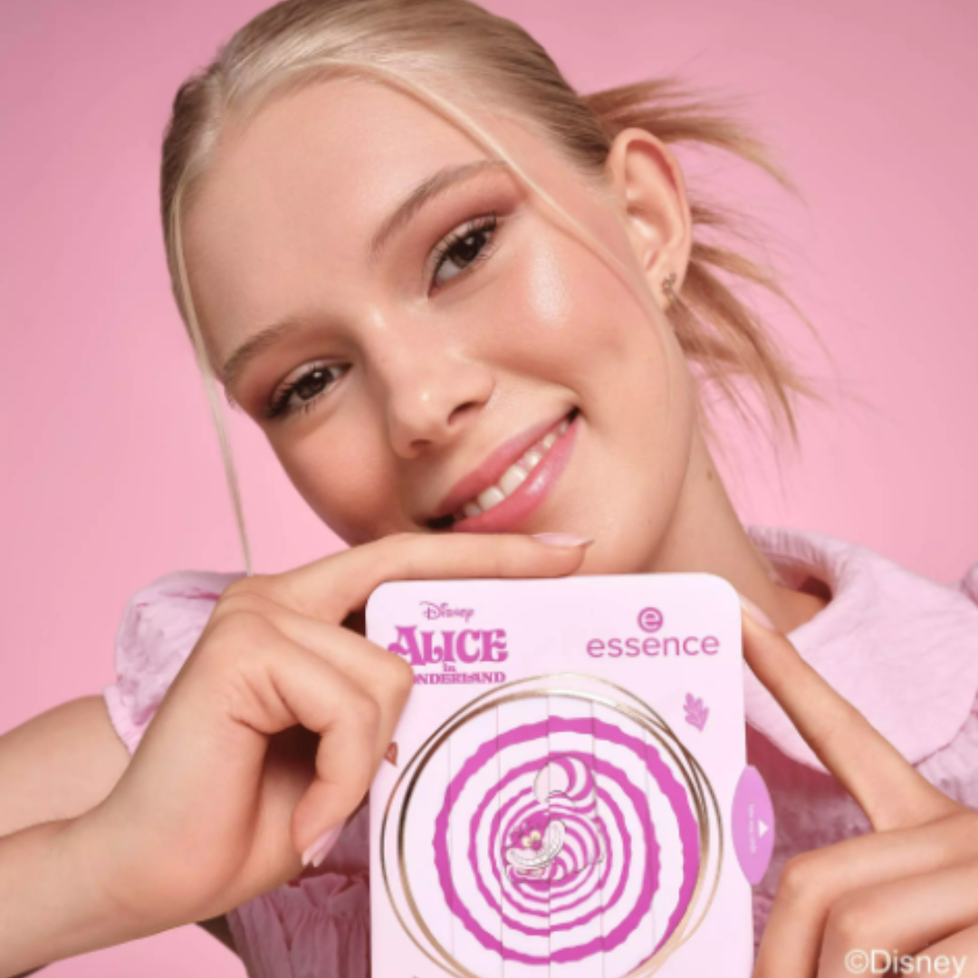 Essence Disney Alice In Wonderland Eyeshadow Palette