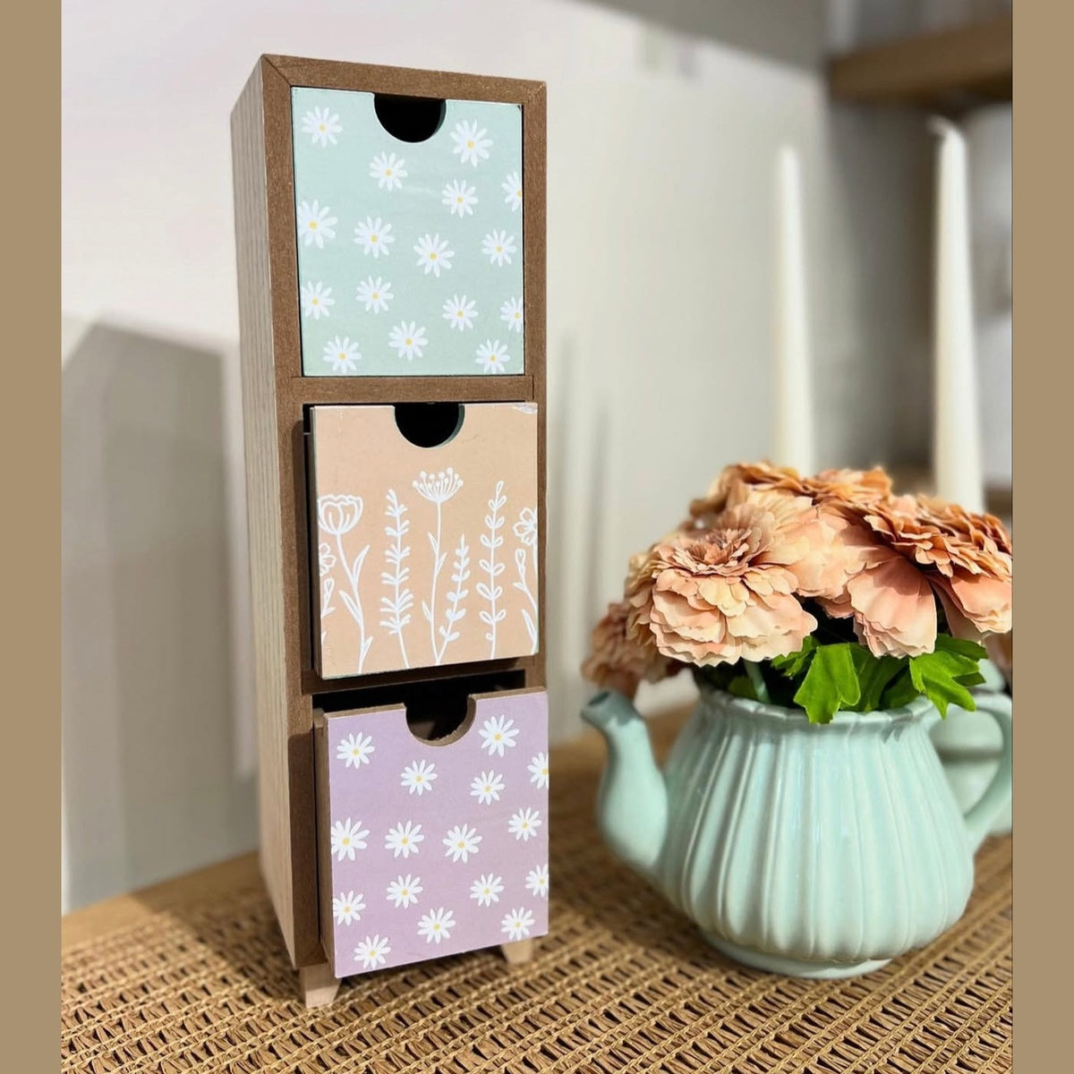 Rectangular Wood Cabinet/ 3 Drawers