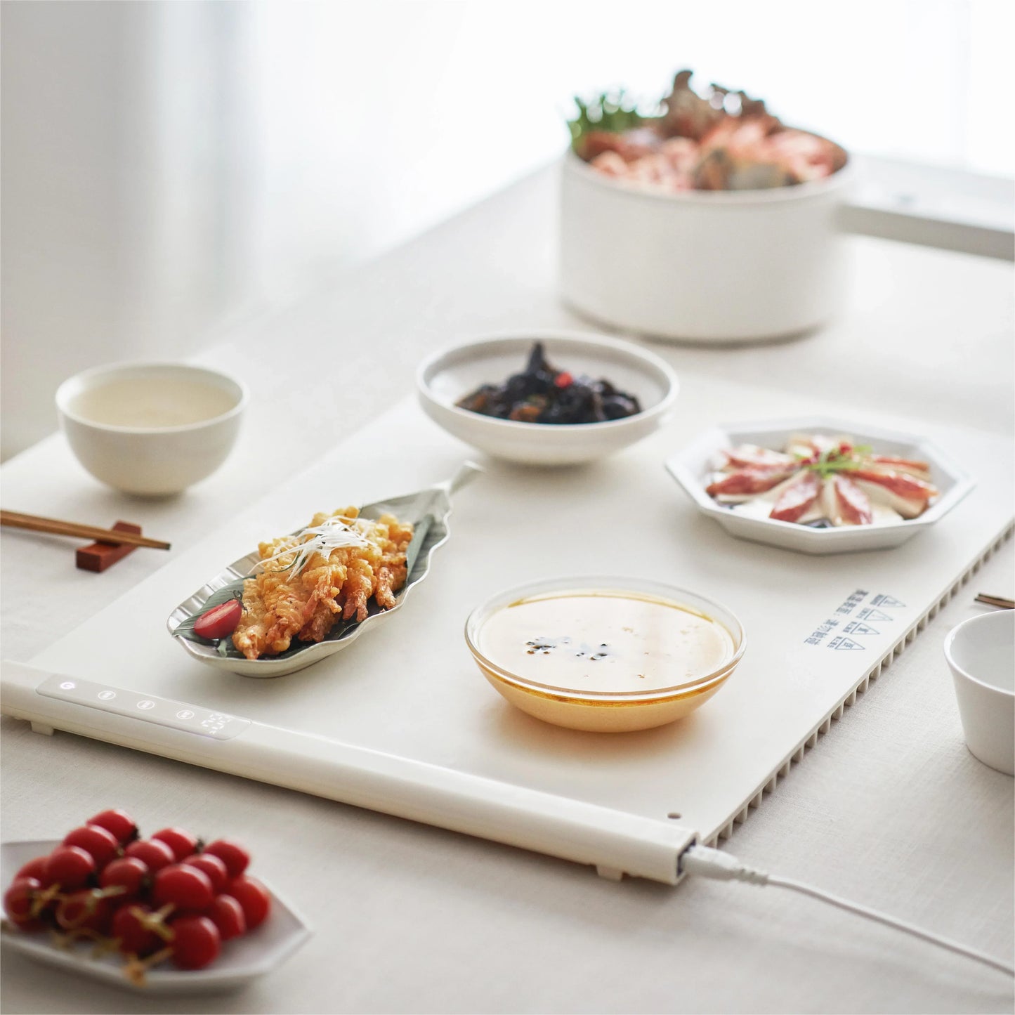 ThermaMat™ | Flexible Food Warming Mat حصيرة تدفئة الطعام مرنة