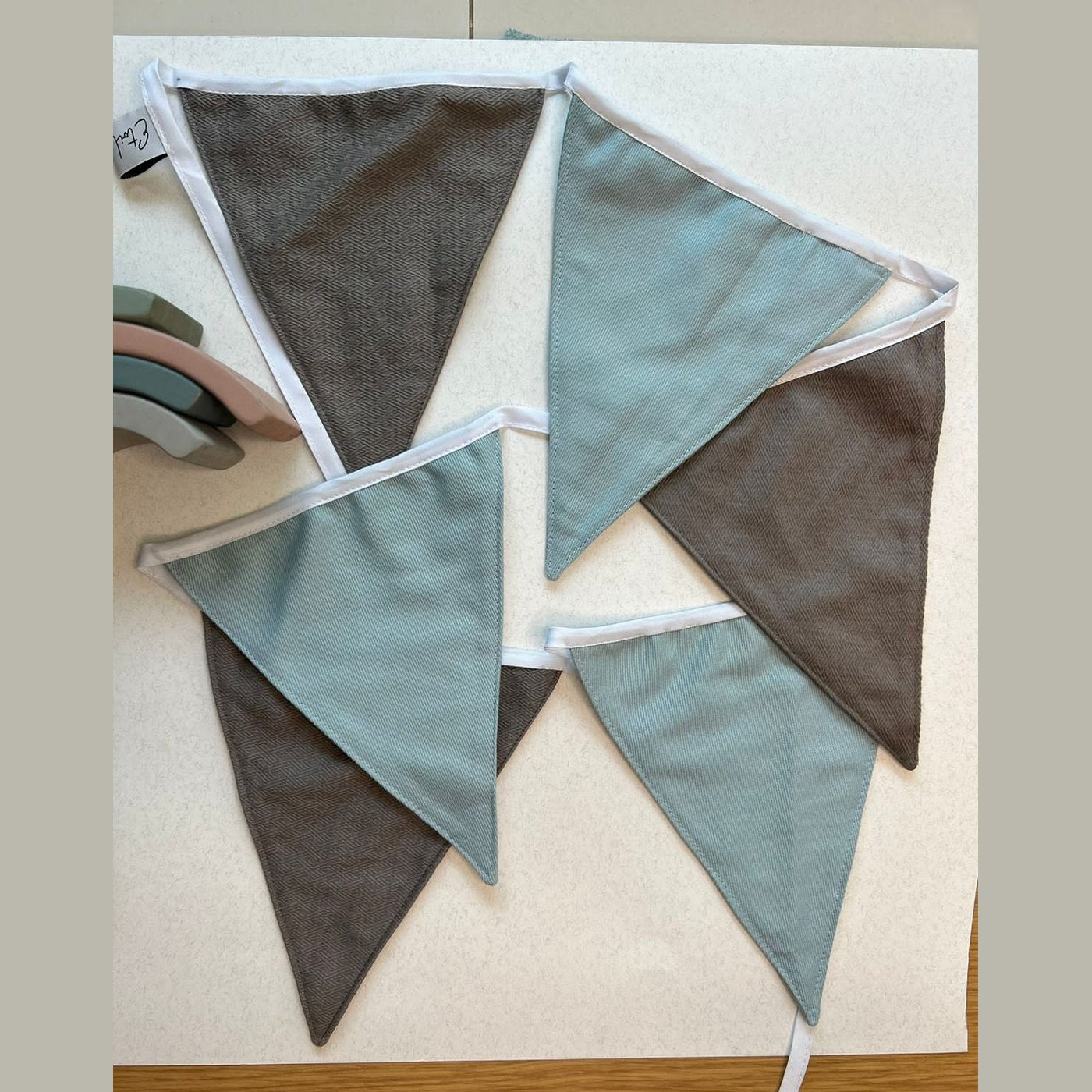 Fanion Blue, Grey