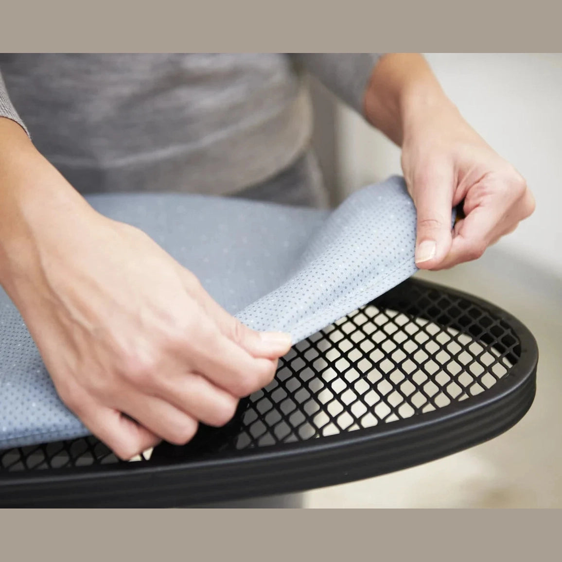 Joseph Joseph Glide Easy-store Ironing Board