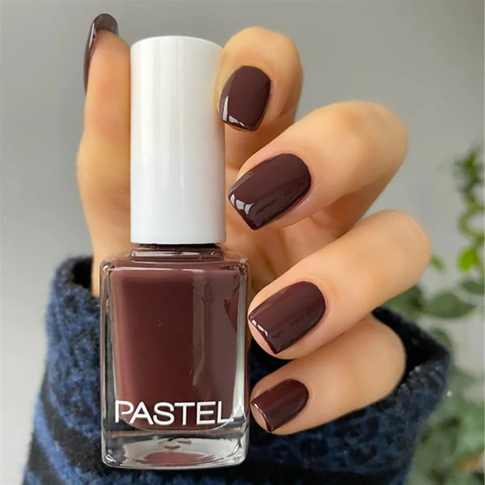 Pastel nail polish - 240