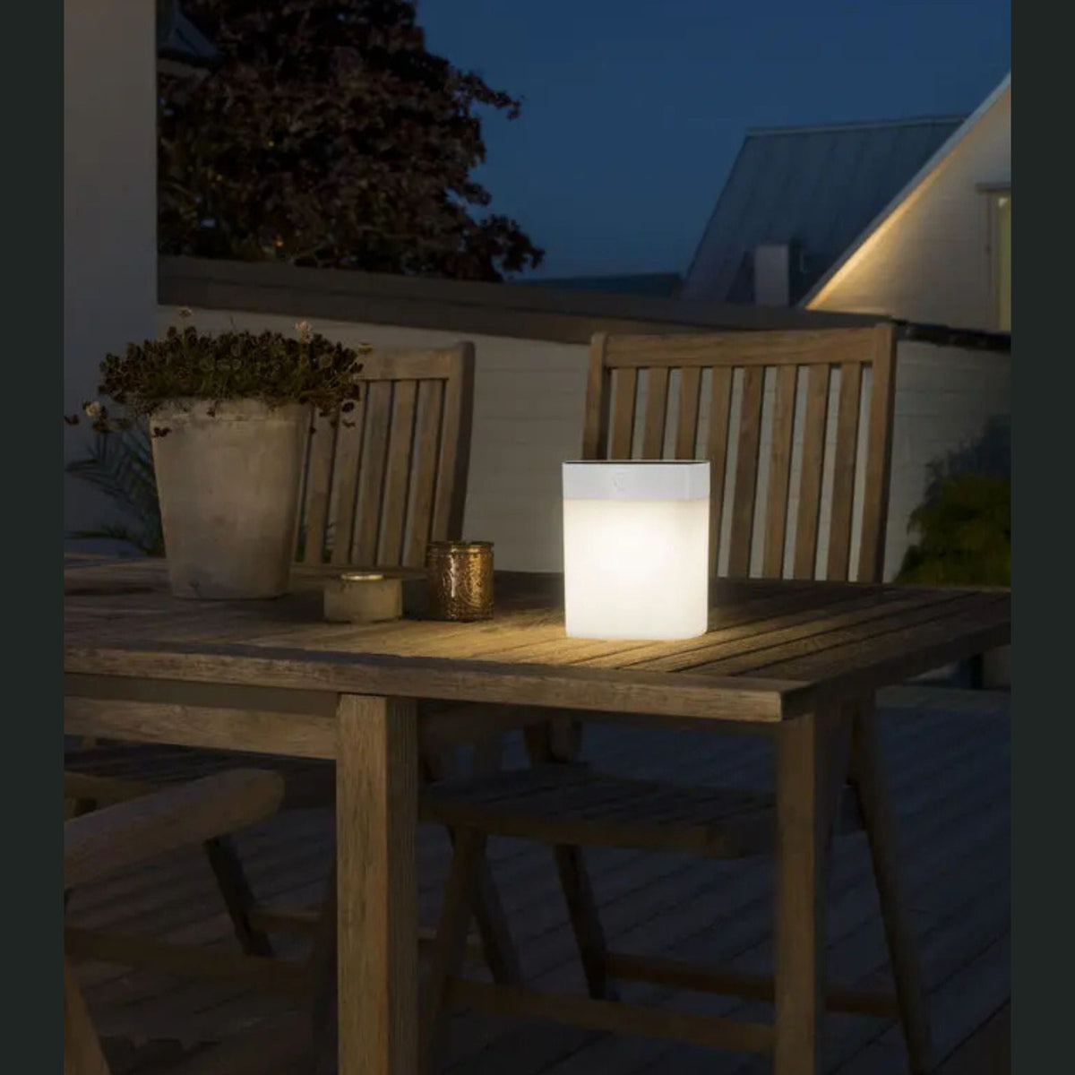 Solar Table Lamp