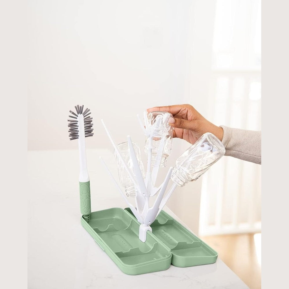 On-the-Go Drying Rack and Brush Set