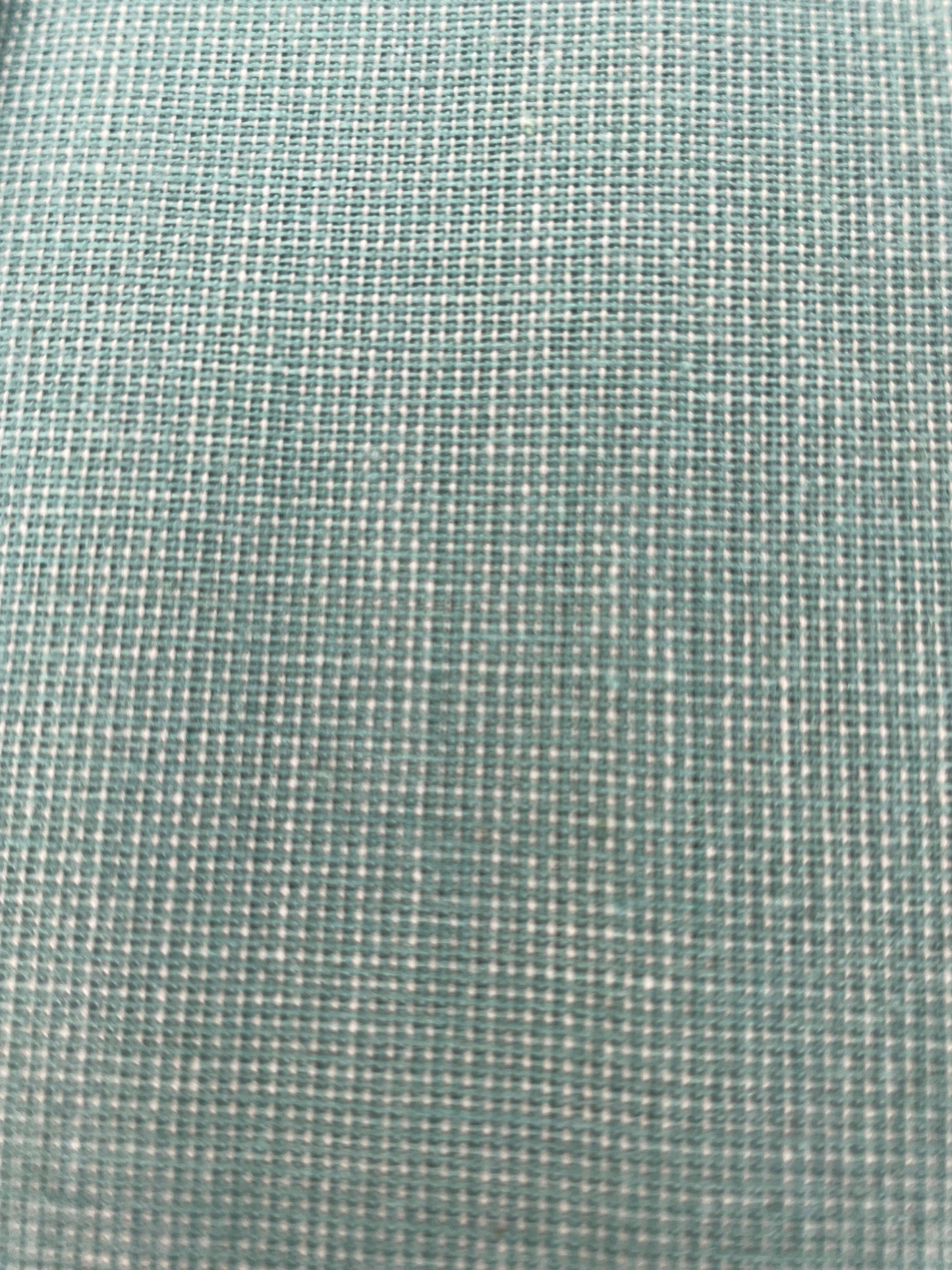Round Tablecloth by Classic Designs - 153 cm