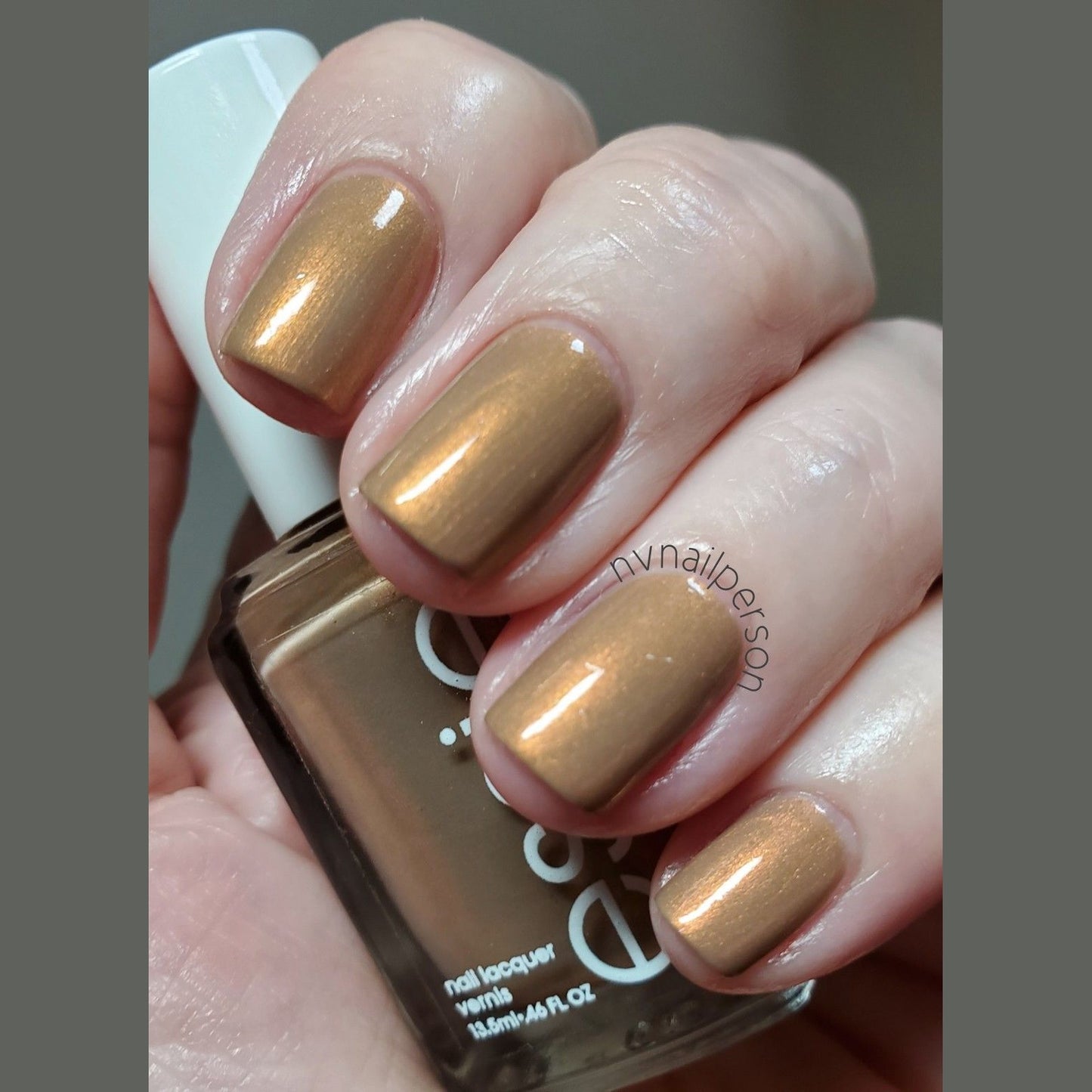 Essie 763 light as linen