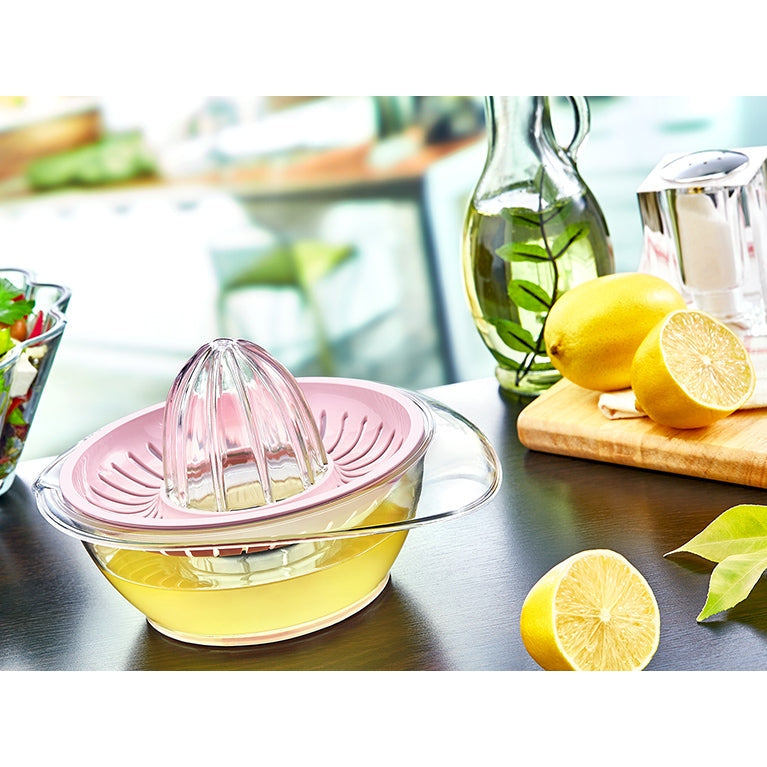 Crystal Plastic Citrus Squeezer
