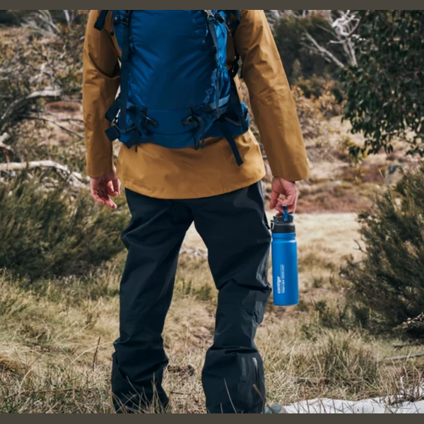 Contigo Free Flow AUTOSEAL™ Vacuum-Insulated Water Bottle, 700 ml (Blue Corn)