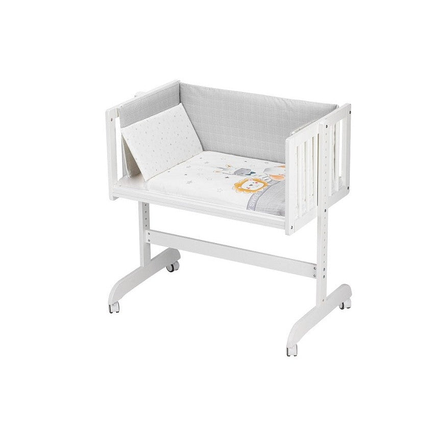 White Interbaby Co-Sleeping Crib with Animal Bedding