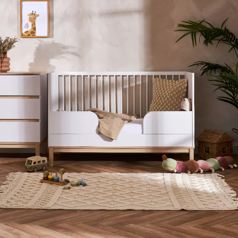 Faktum - Astrid Convertible Baby & Toddler Cot - Modern Two-Tone Design - 70*140cm - White