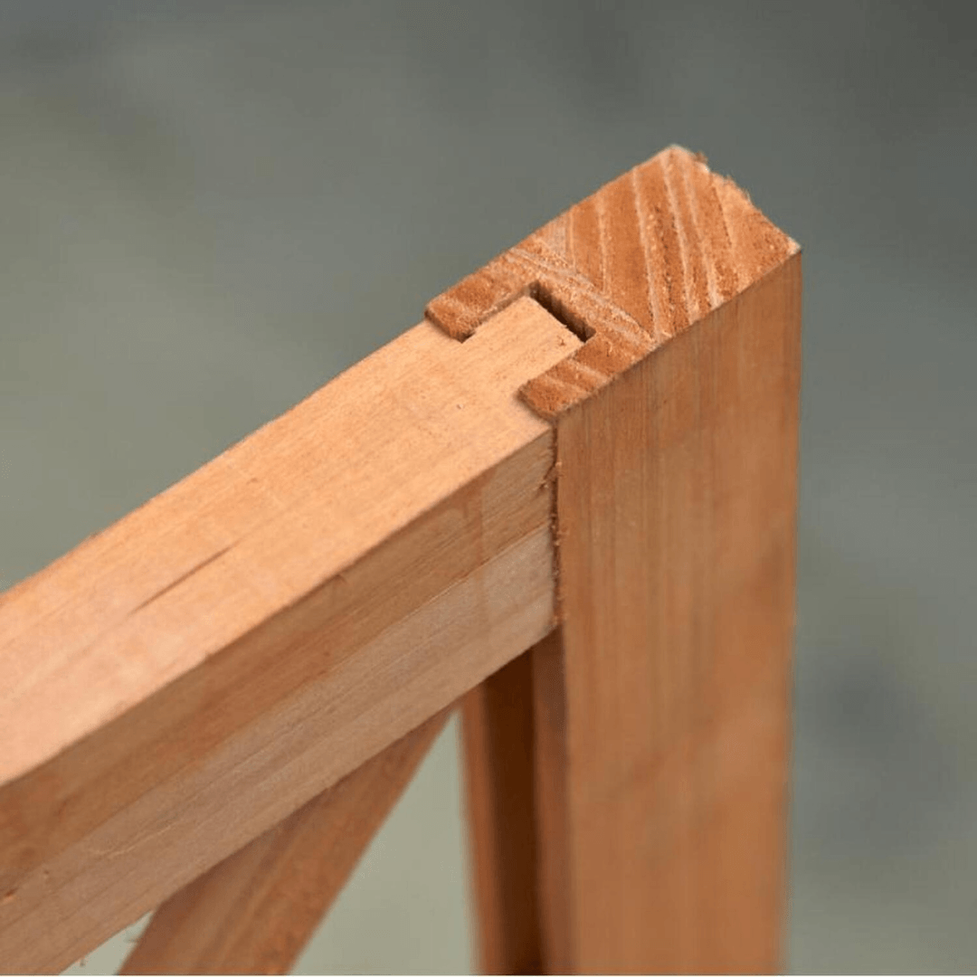 Parkside Planter With Trellis