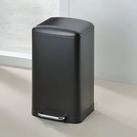 Kela Pedal bin Davino Black - 30L