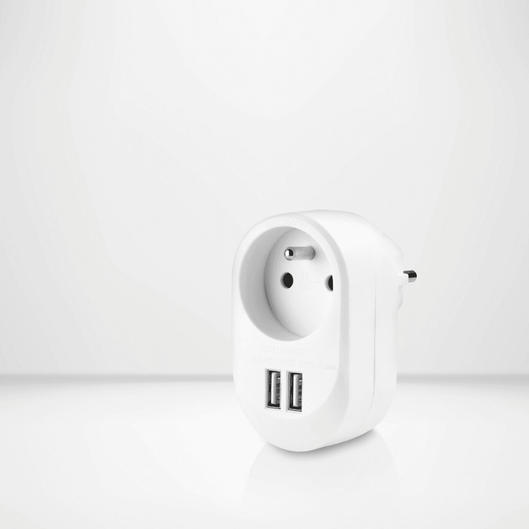 SILVERCREST® Electrical outlet with USB ports