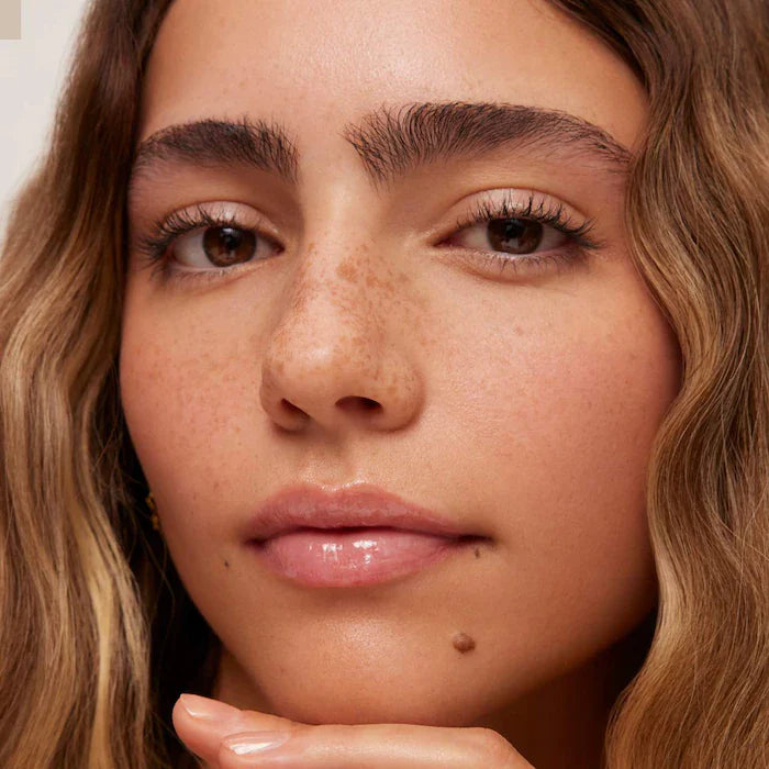 Summer Fridays Lip Butter Balm for Hydration & Shine-Color: Vanilla - sheer clear
