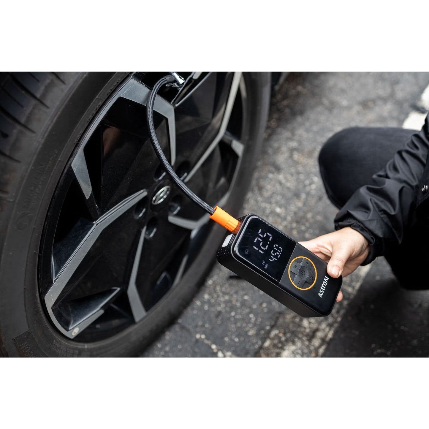 Portable Car-Mounted Inflation Pump (HIMK) - Medaid International