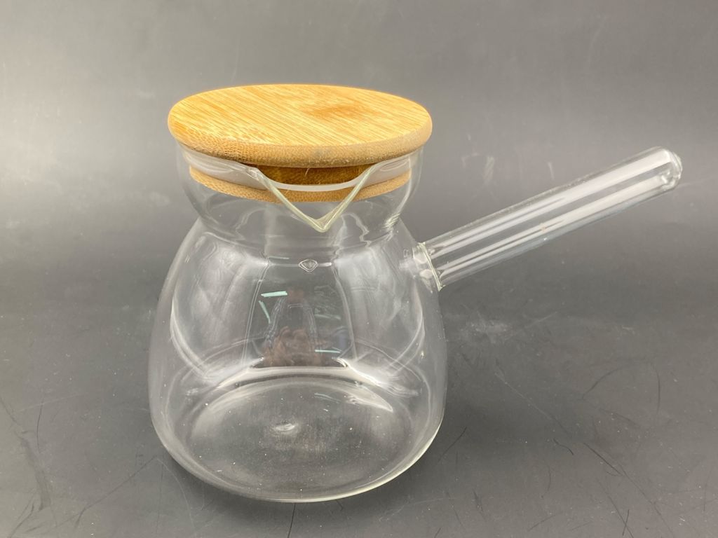 Borosilicate Glass Coffee Pot wooden cover 600 ml