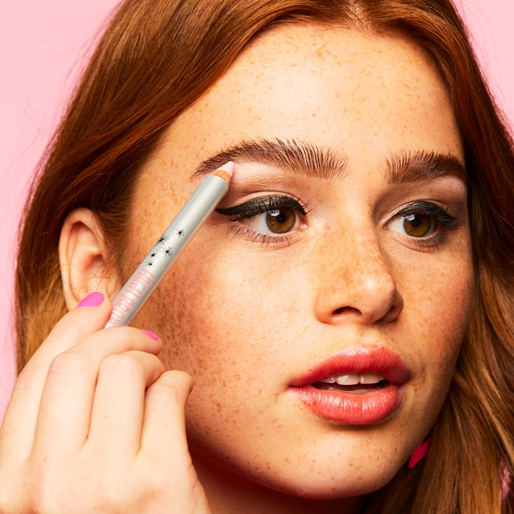 Benefit High Brow Glow Pencil