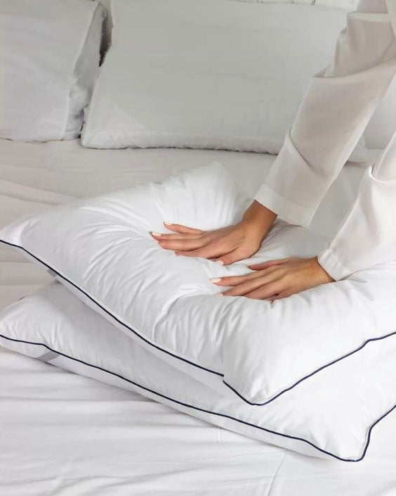 SleepLuxe Comfort Pillow