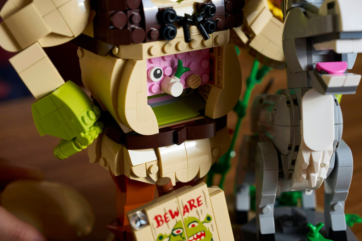 Lego Shrek, Donkey & Puss in Boots (7242)