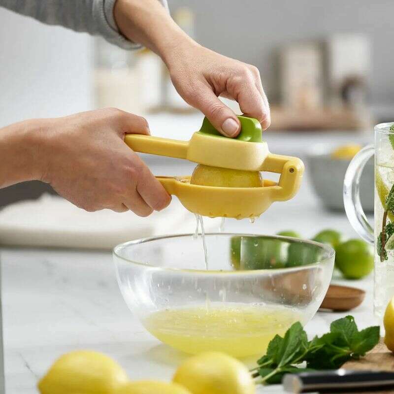 JuiceMax Dual-action Yellow Citrus Press - Medaid International