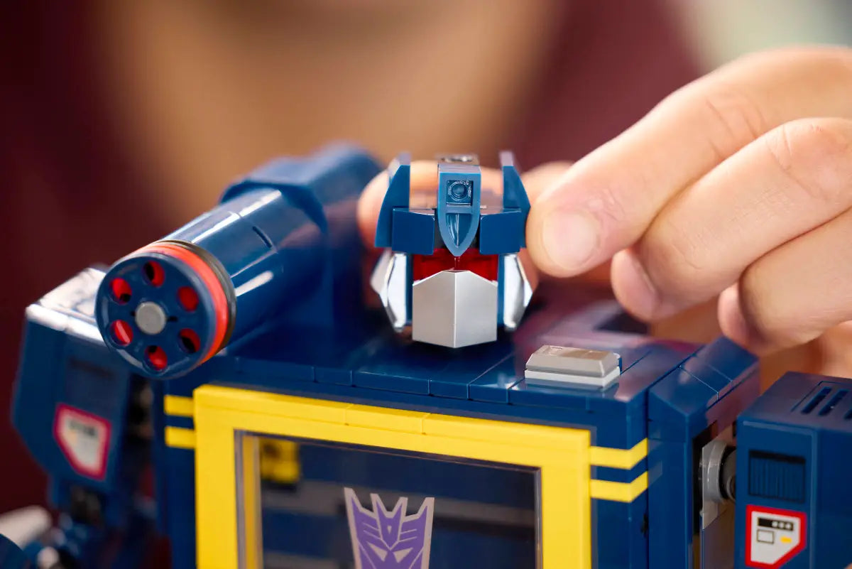 Lego Transformers: Soundwave (10358)