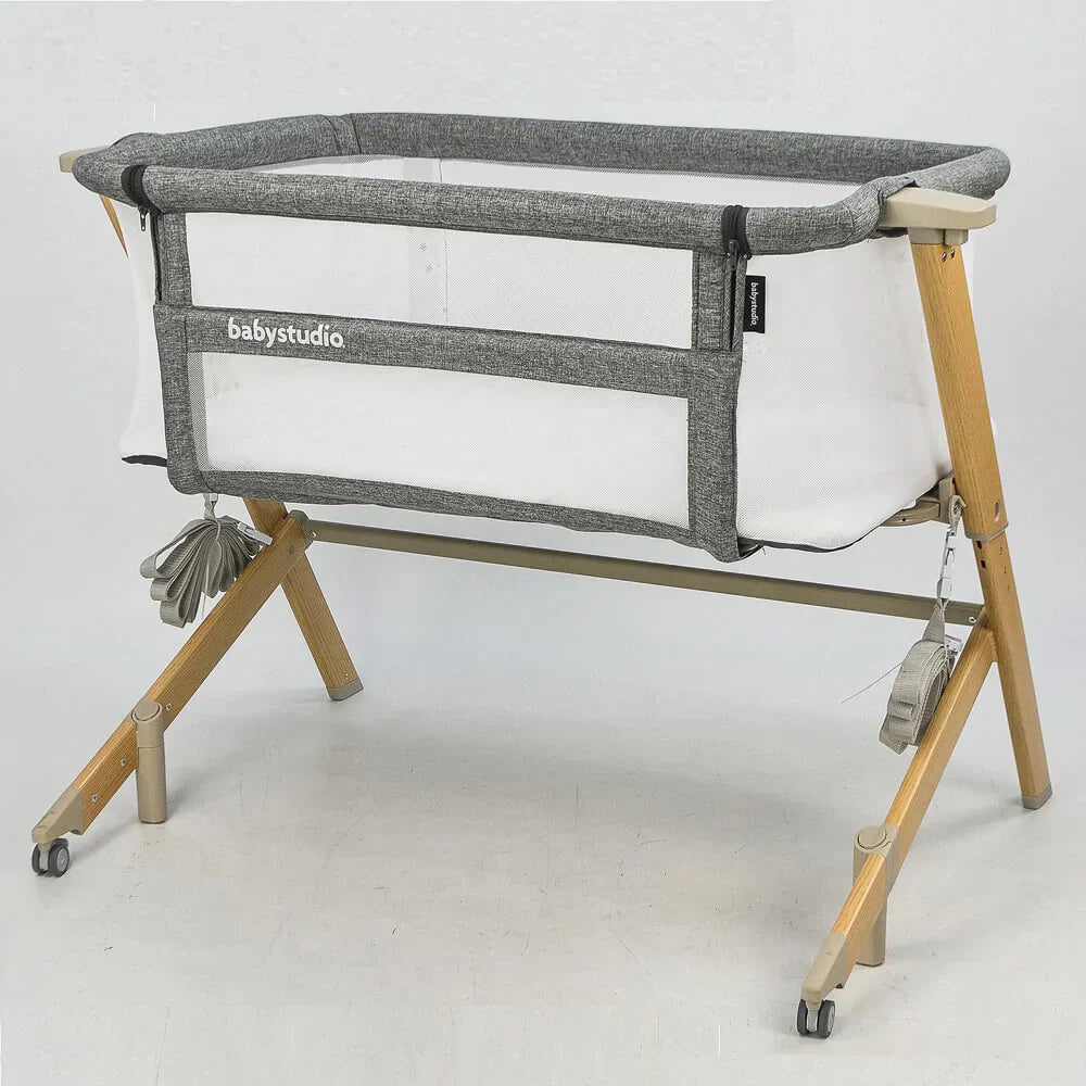 Roger Armstrong Baby Co-Sleeper Bassinet