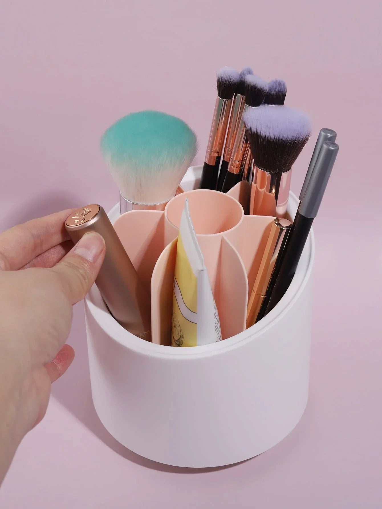 Makeup Brush Storage Box
