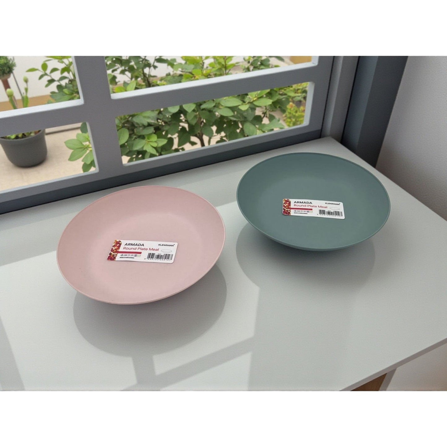 Armada Round deep Plastic Plate 17 cm
