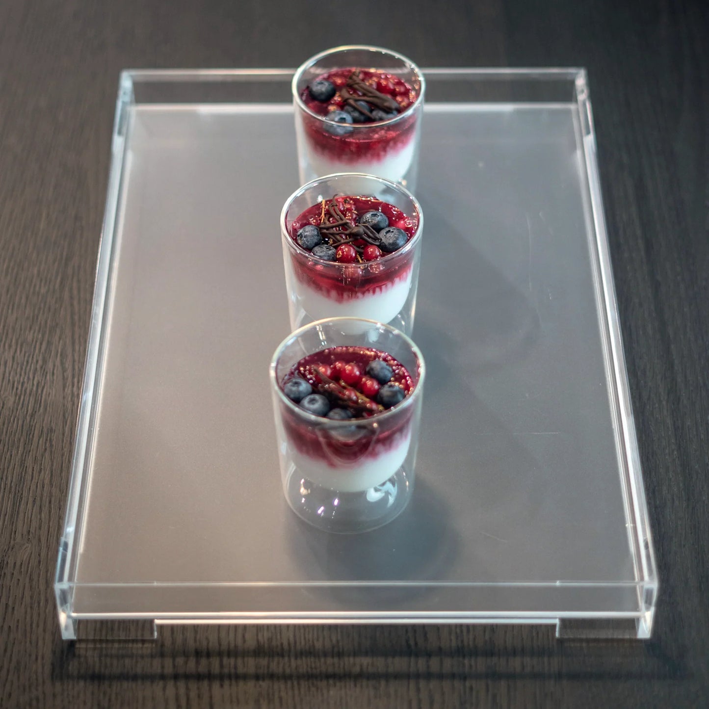 Guzzini Essence - M tray Transparent