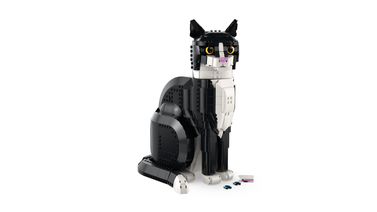 Lego Tuxedo Cat (21349)