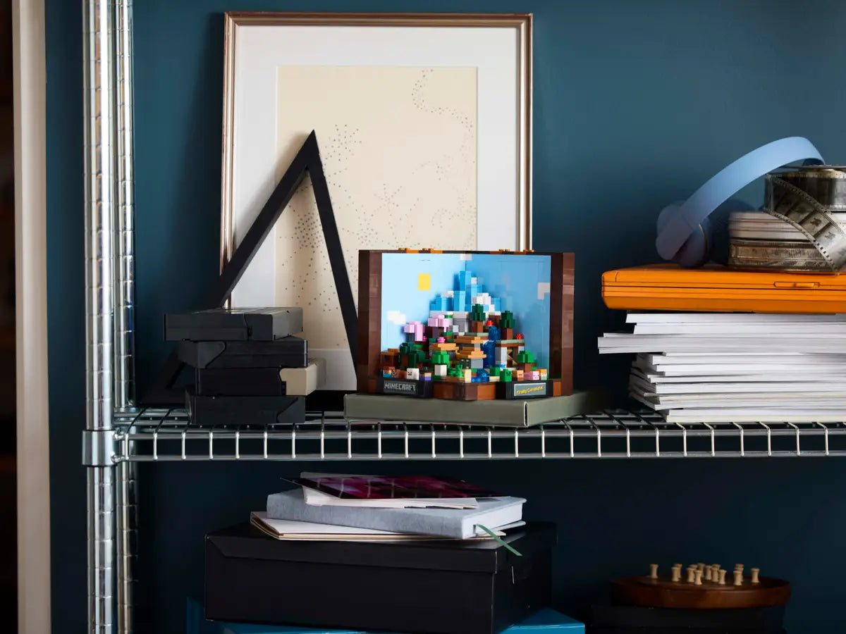Lego The Crafting Table (21265)