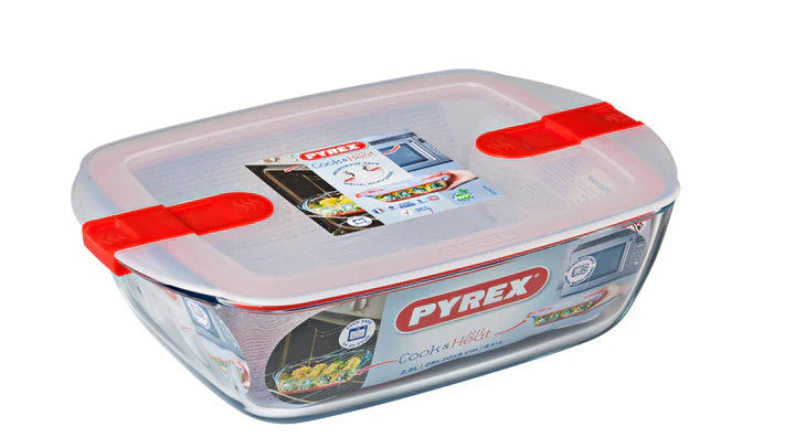 Pyrex, Cook & Heat Glass Rectangular Dish With Lid, 2.5 L